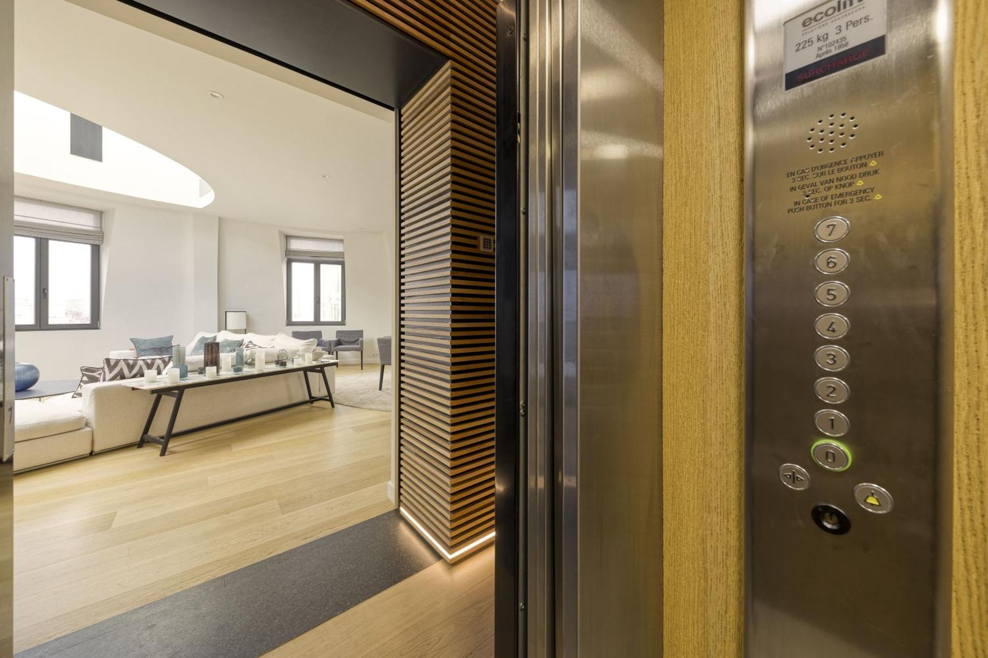 Triplex Penthouse In The City Center Bruksela Zewnętrze zdjęcie